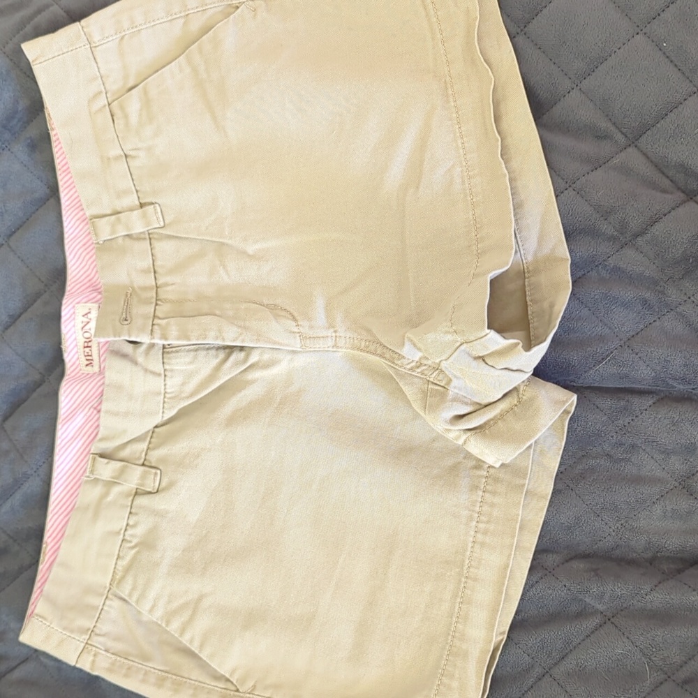 Size 6 khaki shorts